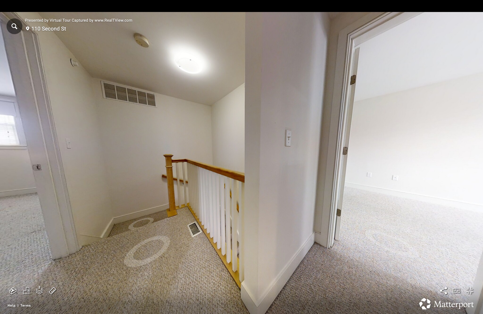 Building Photo - 108 2nd St