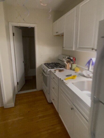 Building Photo - 35 Bay State Rd