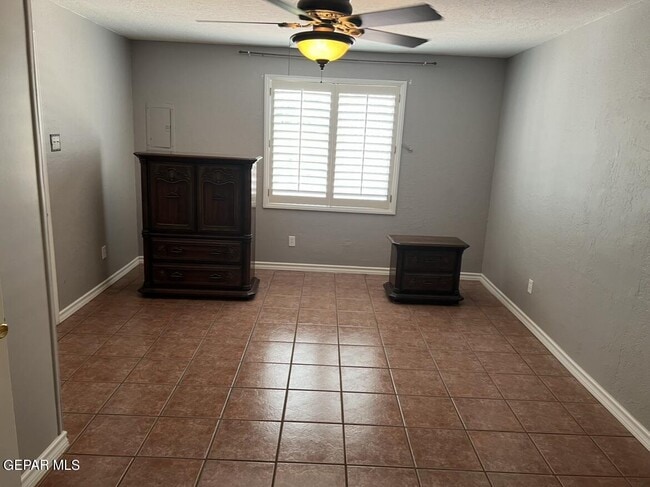 Building Photo - 6447 Navajo Ave