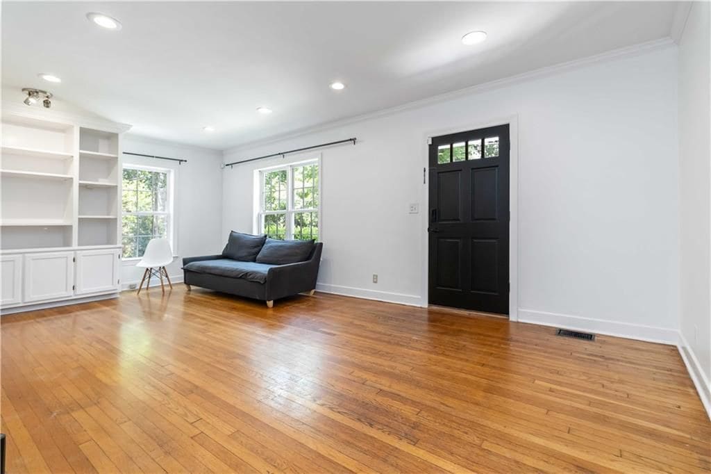 Building Photo - 2014 Westminster Way NE