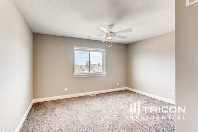 Building Photo - 4292 Cottagewood Ct