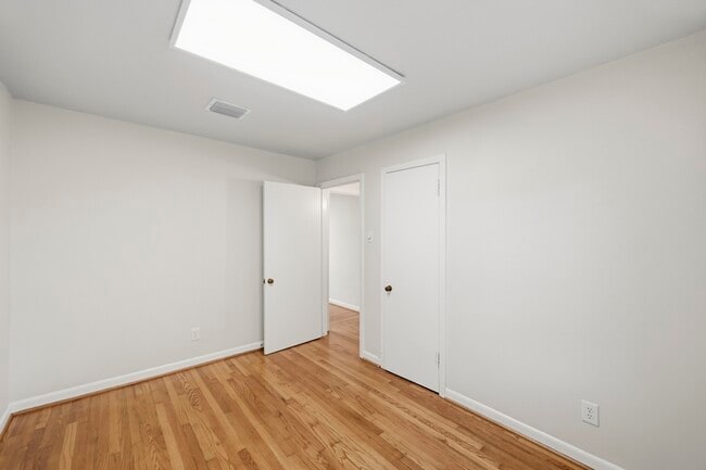 Building Photo - 5109 Nina Lee Ln