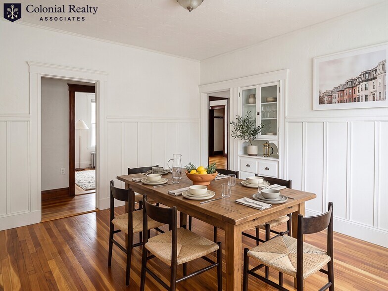 Building Photo - 94 Boylston St