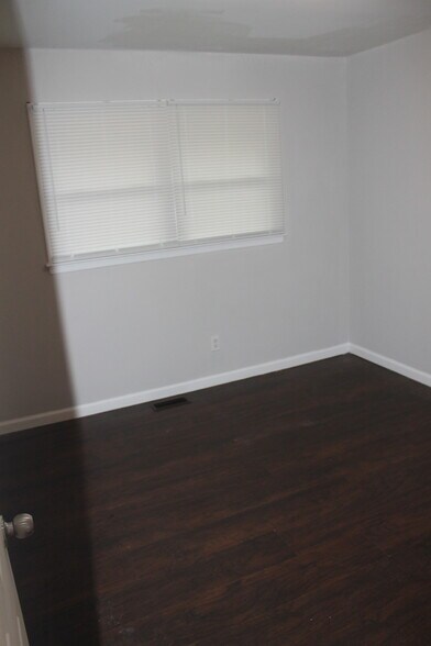 Building Photo - 756 Sunset Blvd SW