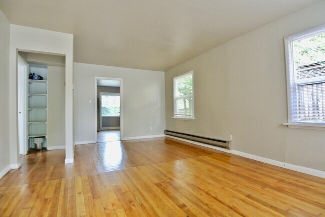 Building Photo - 2333 N 116th St