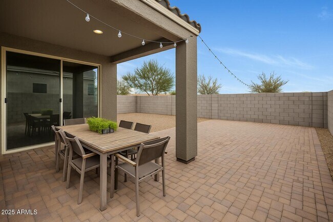 Building Photo - 7329 N 123rd Dr