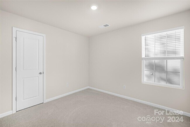 Building Photo - 10142 Chatham Run Ln