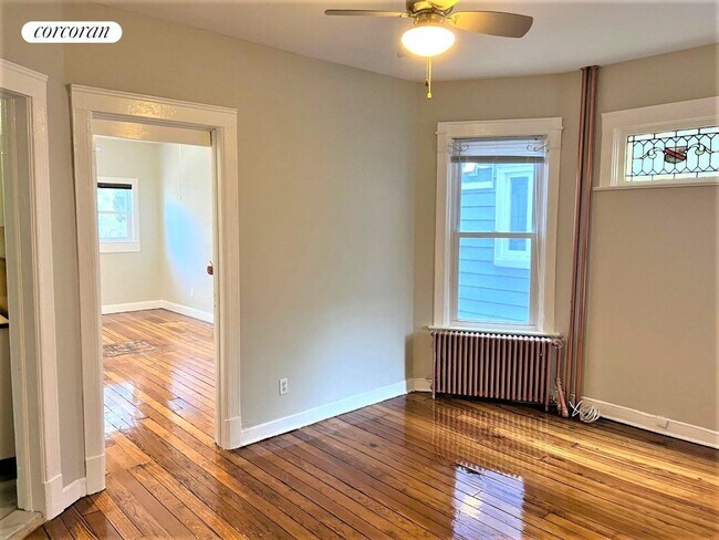 Building Photo - 543 76th St