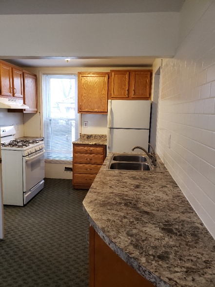 Building Photo - 122 N 3rd Ave