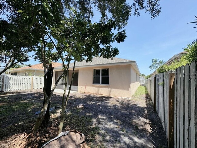 Building Photo - 5004 Alavista Dr
