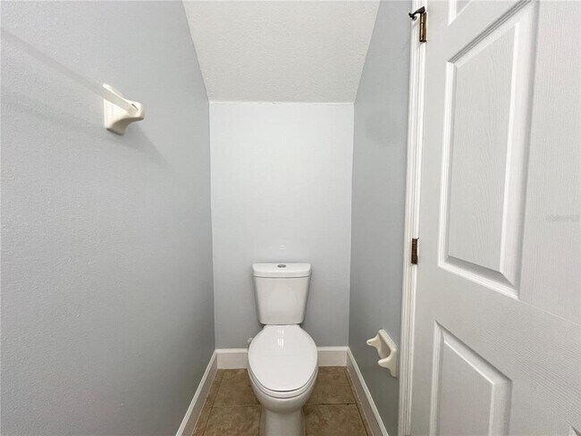 Building Photo - 9788 Tivoli Villa Dr