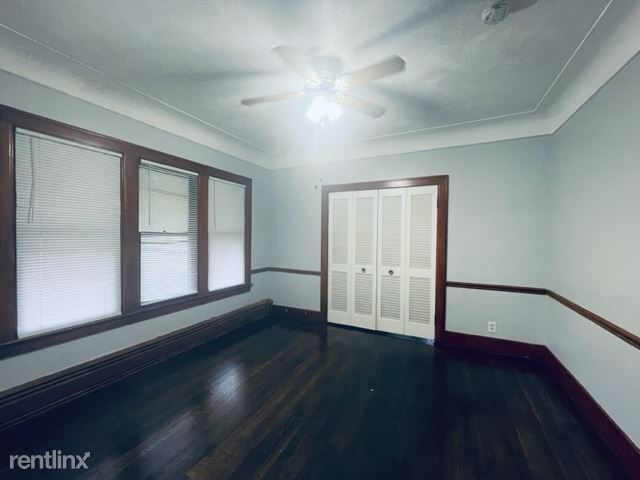 Building Photo - 2 br, 1 bath Duplex - 5204 Beaconsfield St...