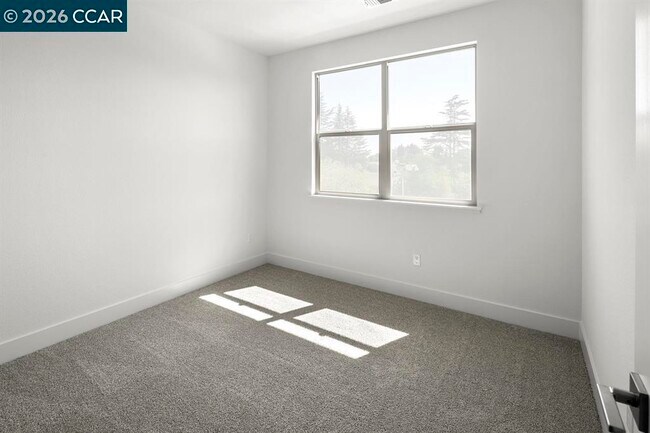 Building Photo - 2802 Chattleton Ln