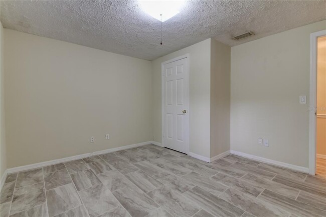 Building Photo - 10406 Reclinata Ln