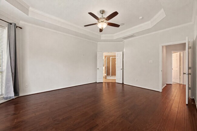 Building Photo - 8110 Clearwater Crossing