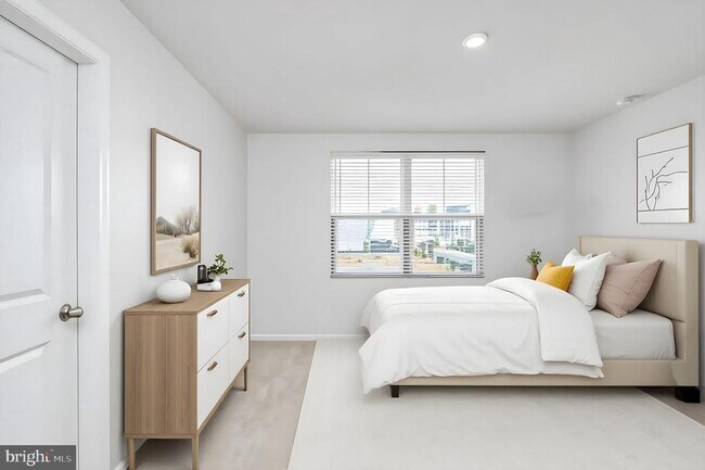 Building Photo - 7233 Statesman Blvd