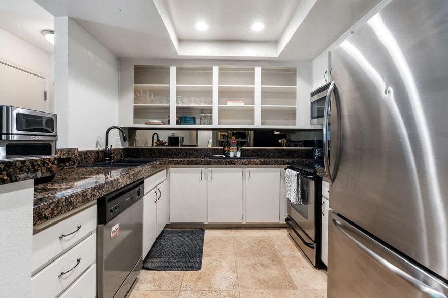 Building Photo - 6036 Rancho Mission Rd