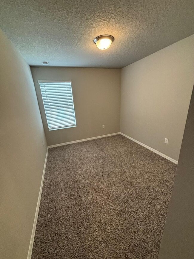 Building Photo - 431 Legacy Lp