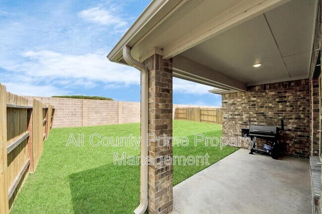 Building Photo - 13318 Villa Sola Dr