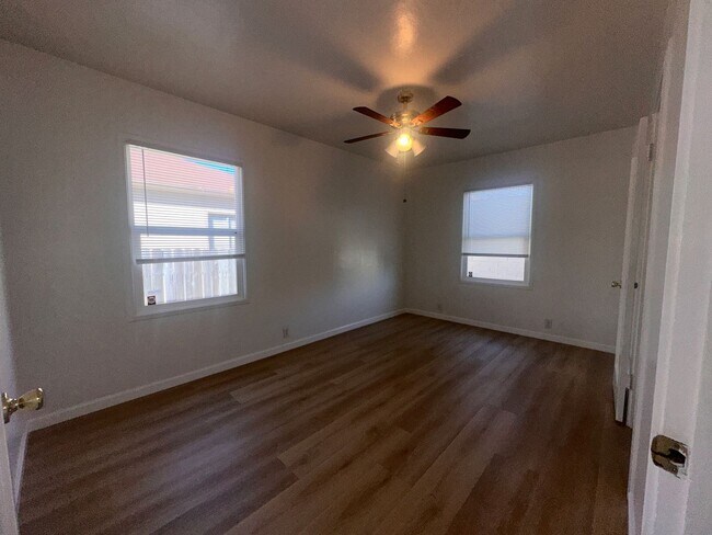 Building Photo - Newly Remodeled 3BD House with Porch, Shed...