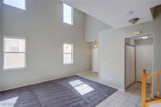 Building Photo - 162 Mountainside Dr