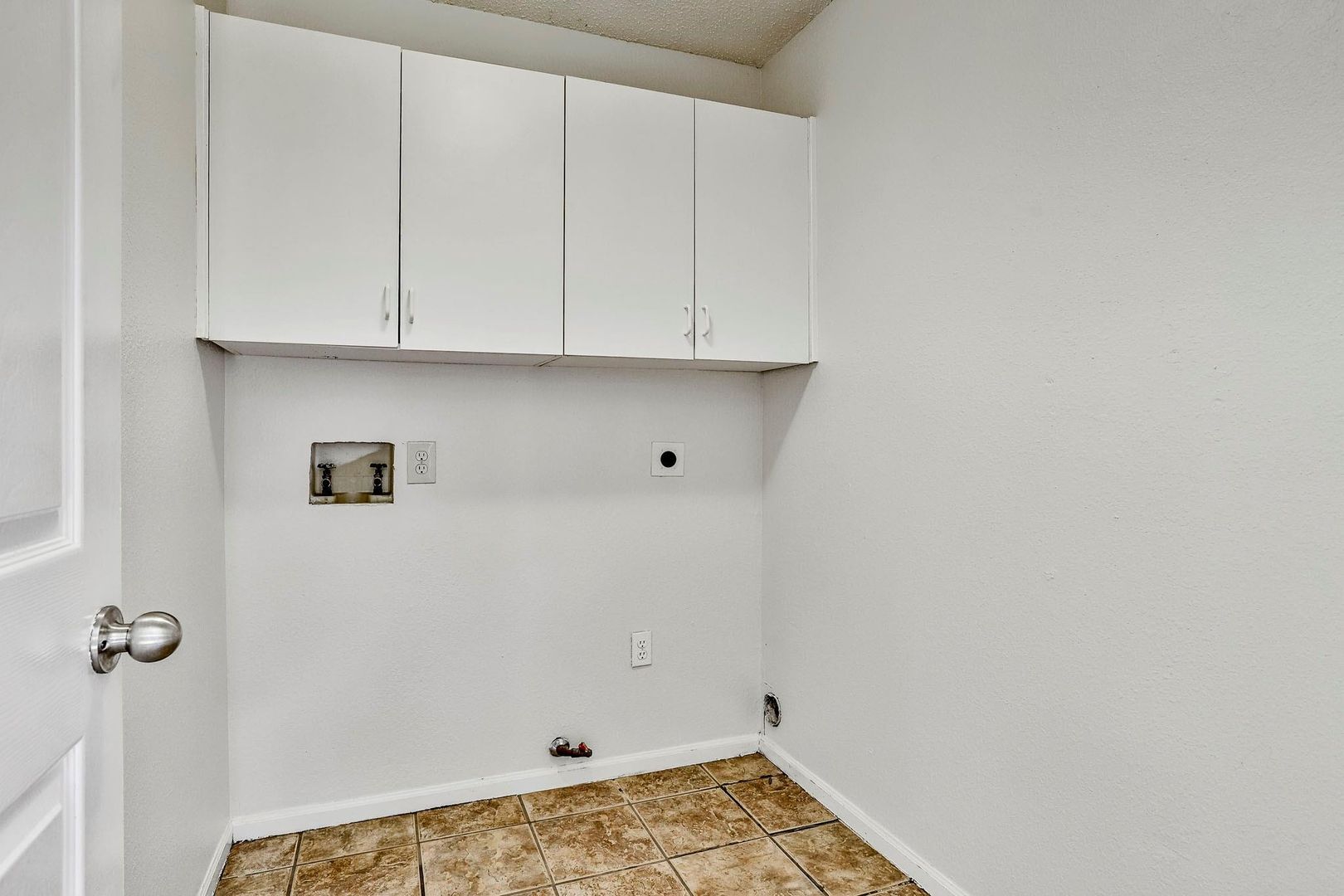 Building Photo - 5504 Big Bend Dr