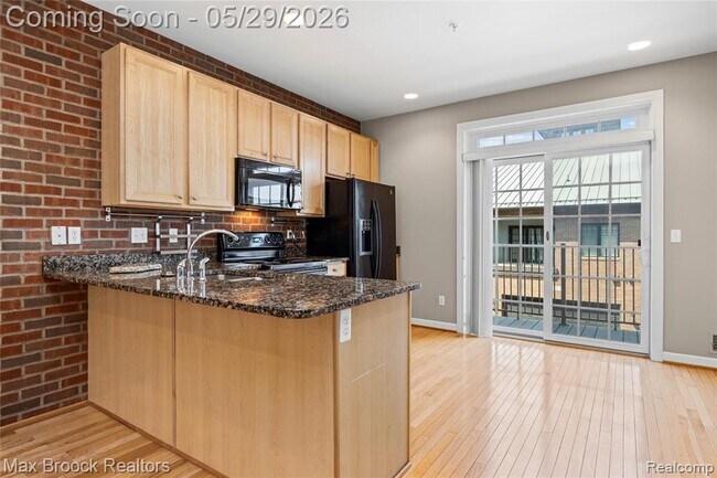 Building Photo - 420 Lewis Ct