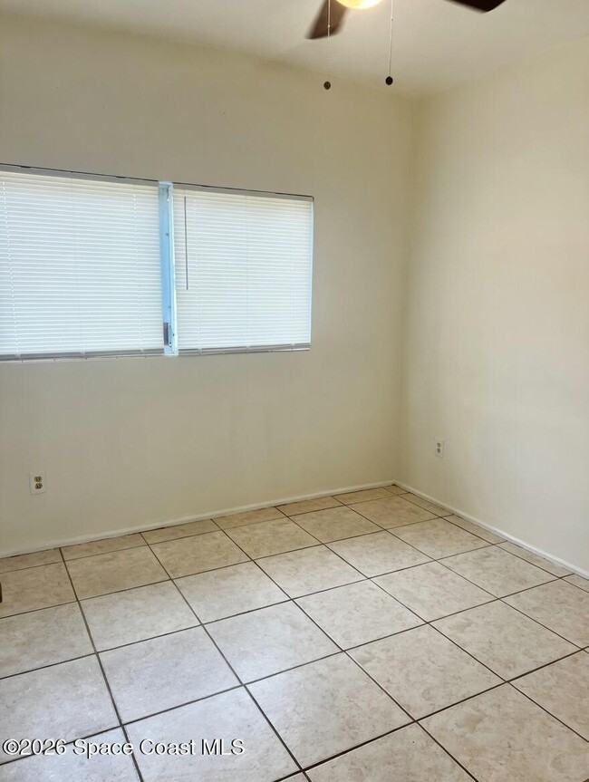 Building Photo - 1410 Smith Dr