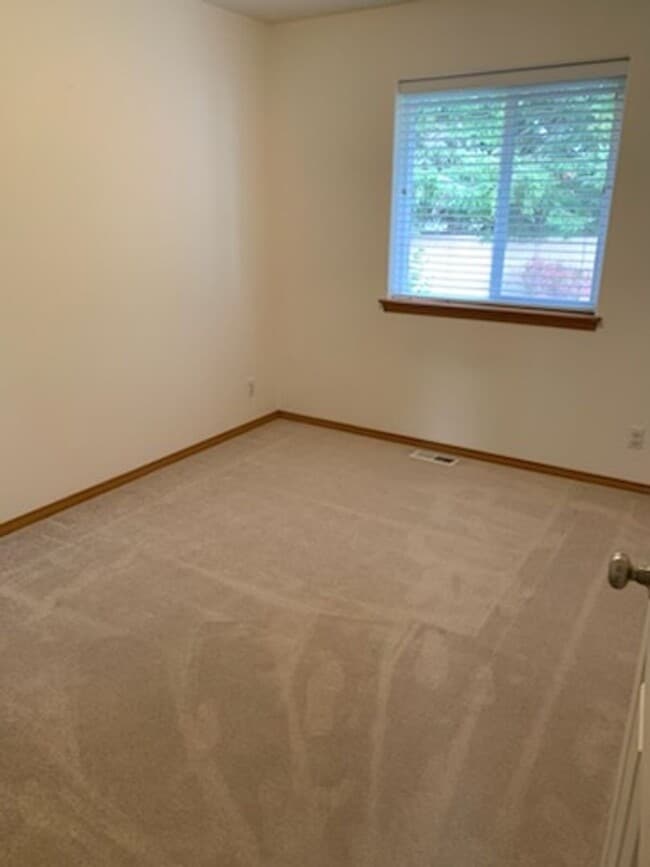 Building Photo - 9049 Torrey Ln
