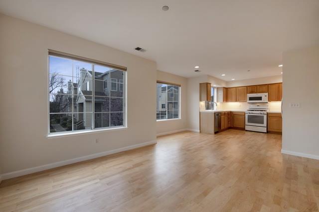 Building Photo - 336 Meridian Dr