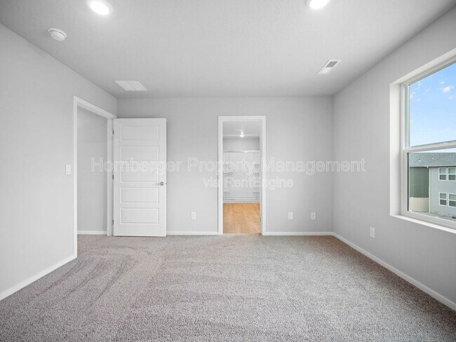 Building Photo - 5817 W Georgetown Ln