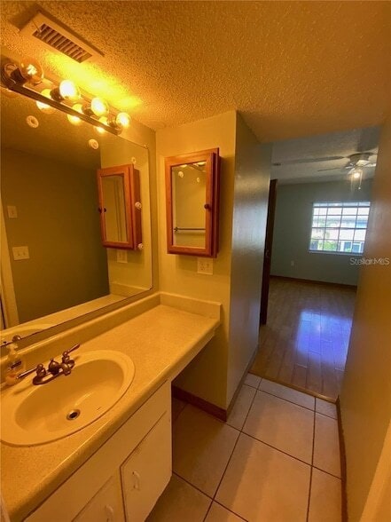 Building Photo - 551 Flemming Way