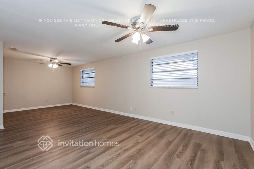 Building Photo - 6828 Eden Ln