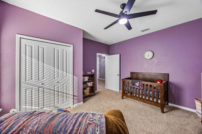 Building Photo - 79425 Plummer's Creek Dr