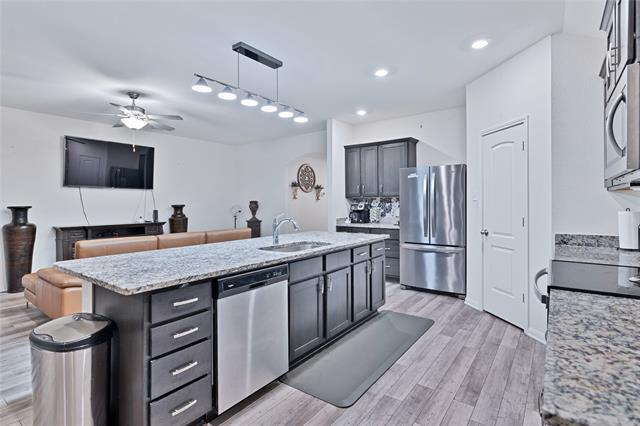 Building Photo - 119 Bluebonnet Dr