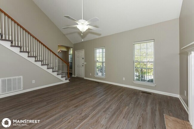Building Photo - 160 Walton Trace S, Hendersonville, TN 37075