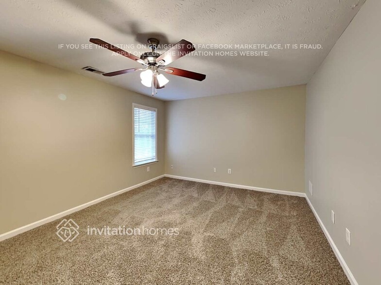 Building Photo - 4950 Promenade Dr SW