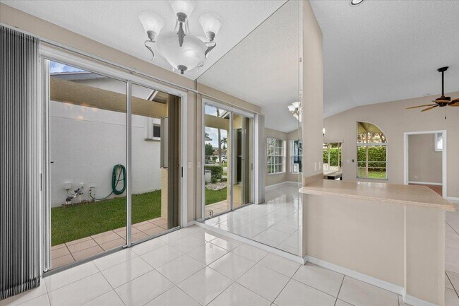 Building Photo - 149 Hammocks Dr