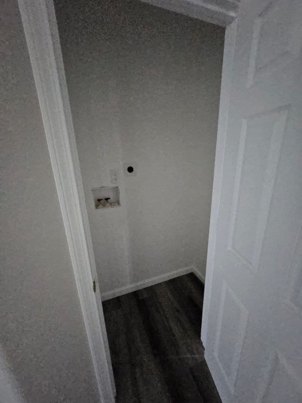 Building Photo - 123 Walnut St