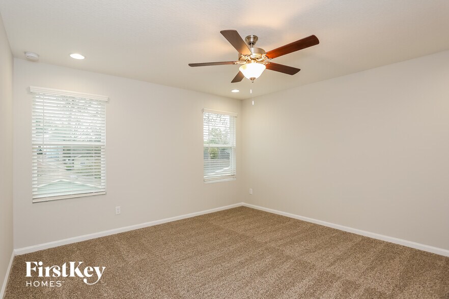 Building Photo - 4626 Polaris St