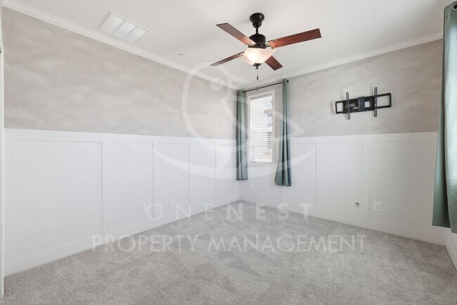 Building Photo - 4 bedroom, 3 bathroom - 2473 square feet; Twelve Bridges