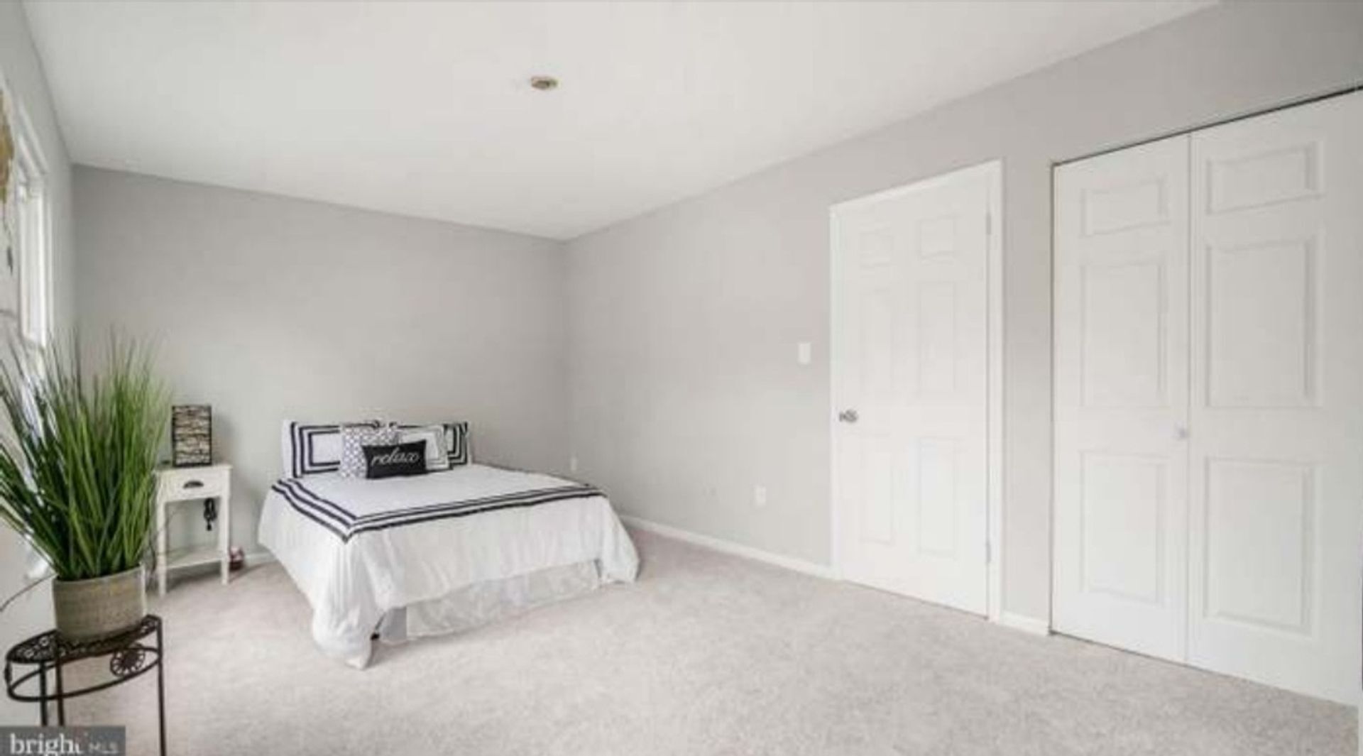 Building Photo - 1847 Hawk Ct