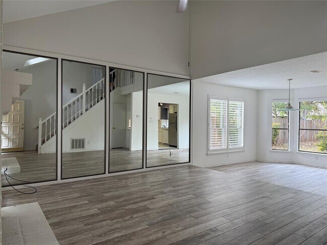 Building Photo - 2503 Autrey Dr