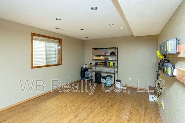 Building Photo - 10202 Catalina Dr