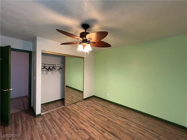 Building Photo - 4325 Silvercrest Ct