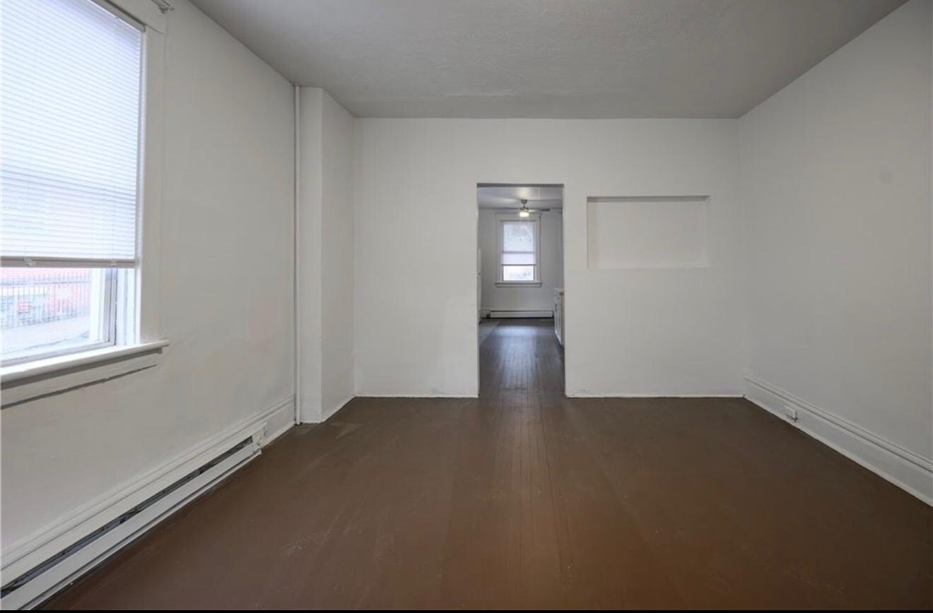 Building Photo - 256 Maplewood Ave