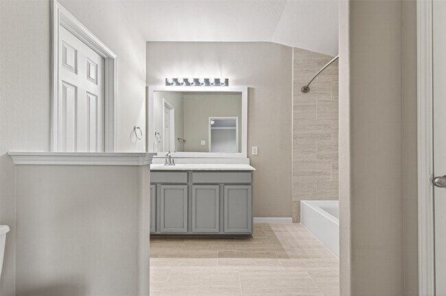 Building Photo - 26522 Marble Falls Bend