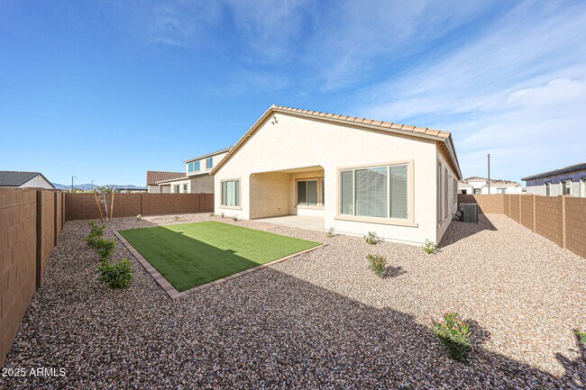 Building Photo - 24885 N 170th Dr