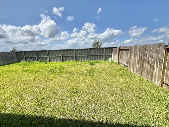 Building Photo - 1107 Curly Angora Ct