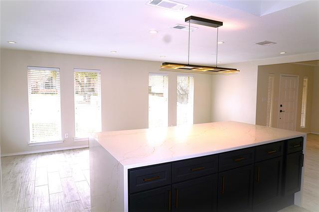 Building Photo - 2721 Timberleaf Dr